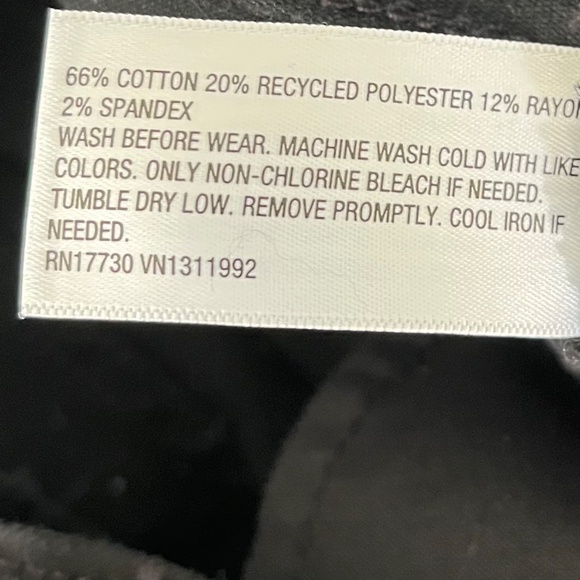 Cat and Jack "Skinny Jeans in Black" NWOT - Picture 4 of 5